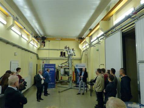 stanowisko laboratoryjne system operacyjny